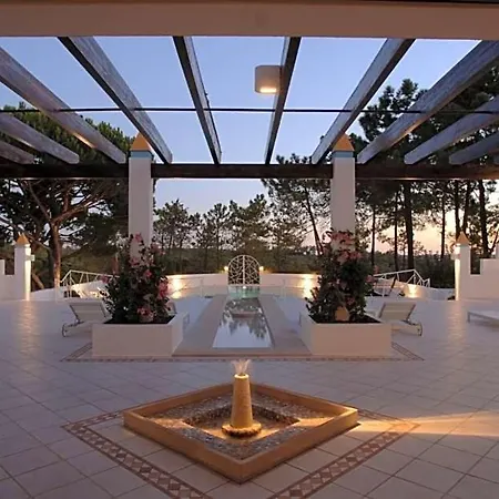 Alem Sleeps 12 Pool Air Con Wifi * Sao Lourenco (Almancil)