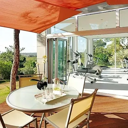 Villa Alem Sleeps 12 Pool Air Con Wifi *